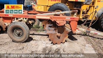 Trator Agrícola Massey Ferguson MF7140