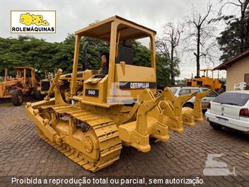 Trator de Esteira Caterpillar D6D