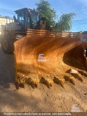 Pá Carregadeira Caterpillar 972