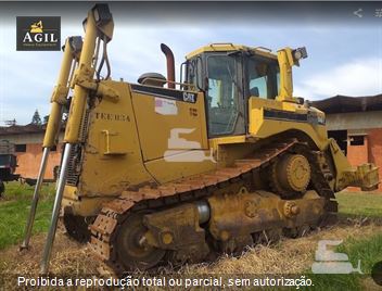Trator de Esteira Caterpillar D8T