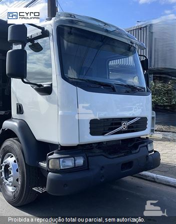 Caminhão Volvo VM 270 6x4 2p (Diesel) (E5)