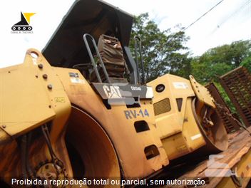Rolo Compactador Caterpillar CB-534D
