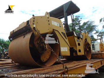 Rolo Compactador Caterpillar CB-534D