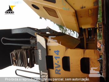 Rolo Compactador Caterpillar CB-534D