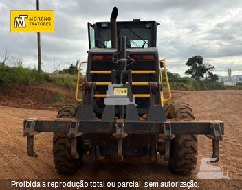 Motoniveladora New Holland RG140B