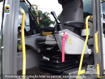 Escavadeira Volvo EC140DL