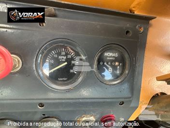 Pá Carregadeira Case W20E