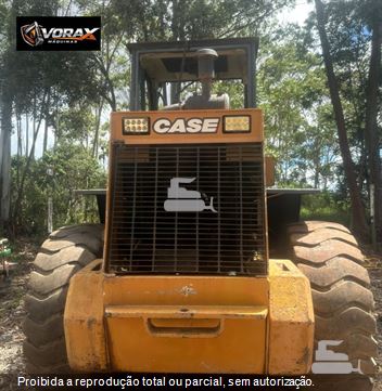 Pá Carregadeira Case W20E