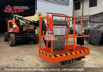 Plataforma Aérea (Elevatória) JLG E450 AJ