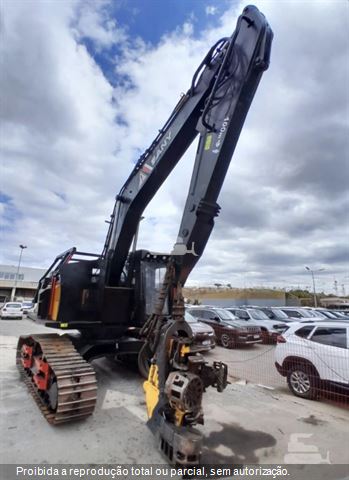 Harvester Sany SY215F