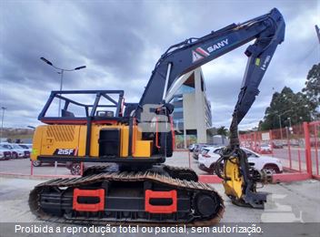 Harvester Sany SY215F