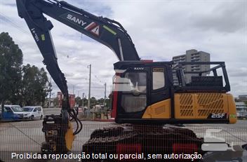 Harvester Sany SY215F
