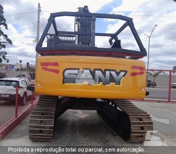 Harvester Sany SY215F