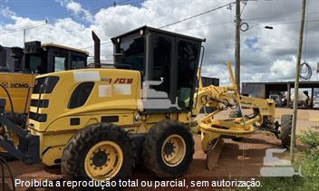 Motoniveladora New Holland RG170B