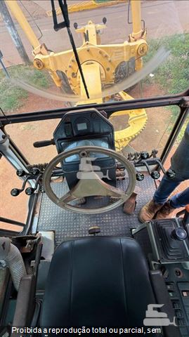 Motoniveladora New Holland RG170B