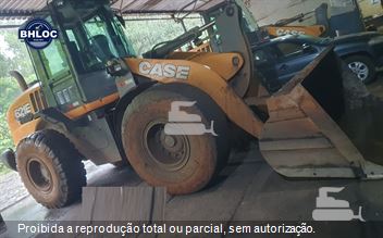Pá Carregadeira Case 621E