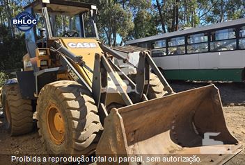 Pá Carregadeira Case W20E