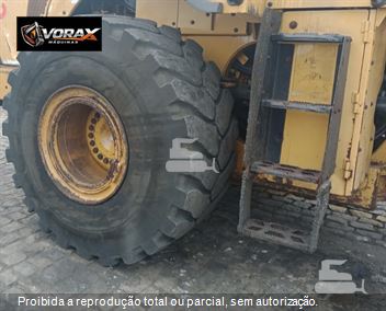 Pá Carregadeira Caterpillar 966L