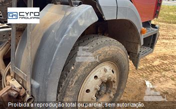 Caminhão Mercedes-Benz Axor 2831 6x4 2p (Diesel) (E5)