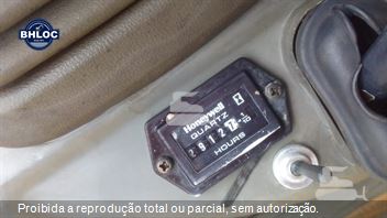 Mini-Escavadeira Yanmar SV08