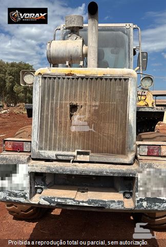Pá Carregadeira Komatsu WA200