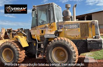Pá Carregadeira Komatsu WA200