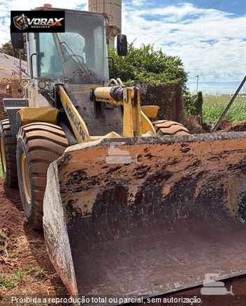 Pá Carregadeira Komatsu WA200