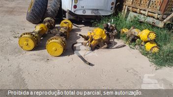 EIXO DINATEIRO E TRASEIRO PA CARREGADEIRA 125C ORIGINAL 