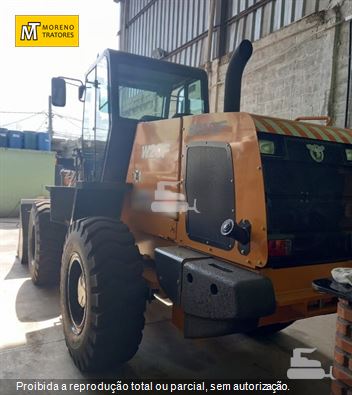 Pá Carregadeira Case W20F