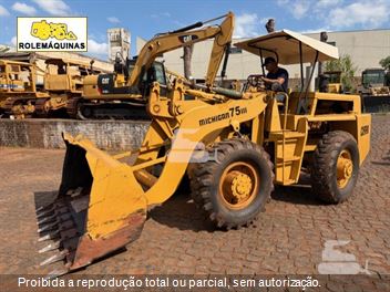 Pá Carregadeira Michigan 75III