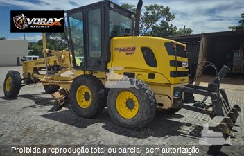Motoniveladora New Holland RG140B