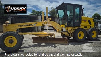 Motoniveladora New Holland RG140B