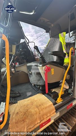 Escavadeira Volvo EC140DL