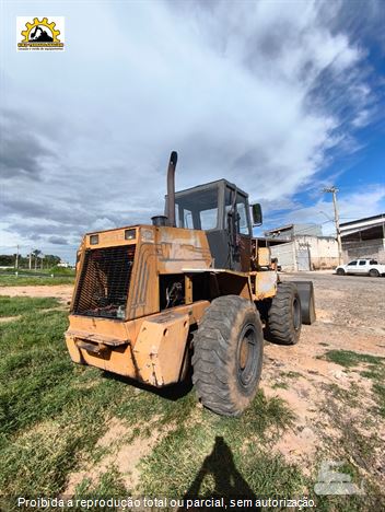 Pá Carregadeira Case W20E