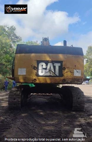Escavadeira Caterpillar 374DL