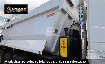 Caminhão Volvo FMX 500 8x4 2p (diesel) (e5)