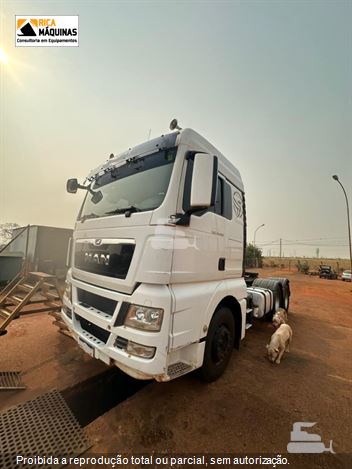 Caminhão MAN TGX 29.480 6x4 2p (Diesel)(E5)