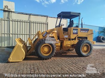 Pá Carregadeira Caterpillar 930T