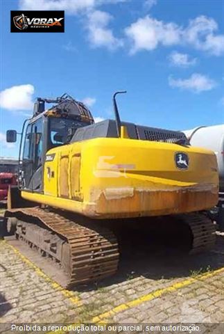 Escavadeira John Deere 210GLC