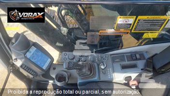 Escavadeira John Deere 210GLC