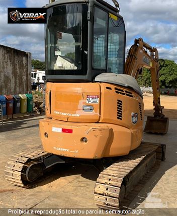 Mini-Escavadeira Case CX36B