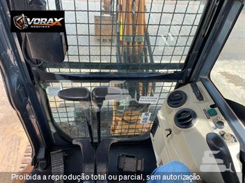Mini-Escavadeira Case CX36B