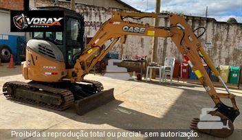 Mini-Escavadeira Case CX36B
