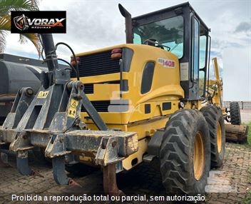 Motoniveladora New Holland RG140B