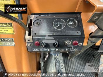 Pá Carregadeira Case W20E