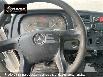 Caminhão Mercedes-Benz Atron 1719 2p (diesel)(E5)