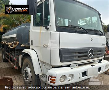 Caminhão Mercedes-Benz Atron 1719 2p (diesel)(E5)
