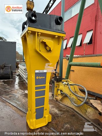 Escavadeira Caterpillar 336