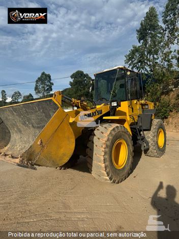 Pá Carregadeira Komatsu WA200