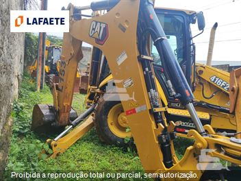 Retro Escavadeira Caterpillar 416F2